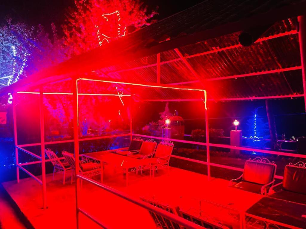 Nadi Kinare , Mall Road Manali - A Riverside Resort M 62305-50300 Exterior photo