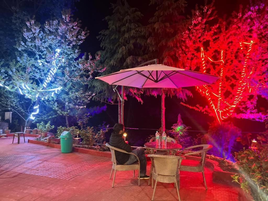 Nadi Kinare , Mall Road Manali - A Riverside Resort M 62305-50300 Exterior photo